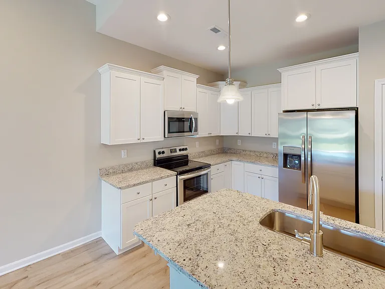 84 Racquet Club Dr — Photo 12