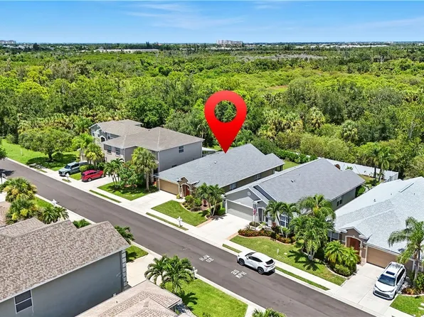 9740 Gladiolus Bulb Loop, Fort Myers, FL 33908