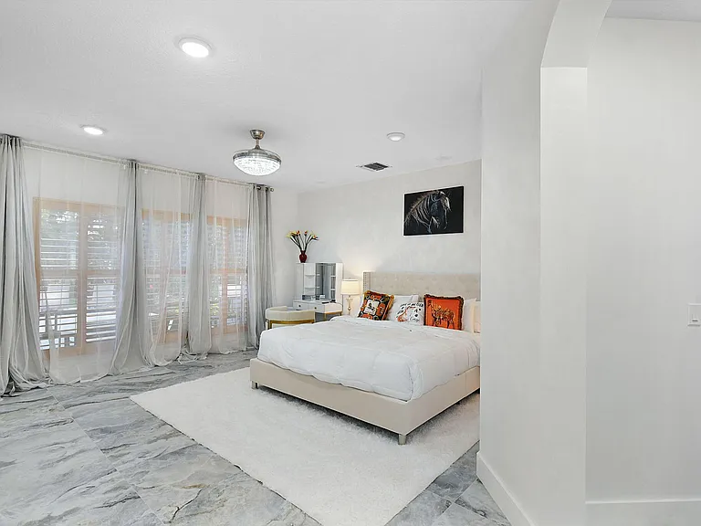 15700 Carrera Ln — Photo 25