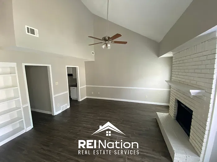 3 bed, 2.0 bath, 1567 sqft, $1,545 — Photo 3
