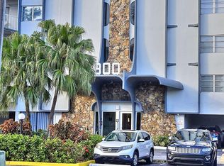 300 Diplomat Pkwy APT 203, Hallandale Beach, FL 33009