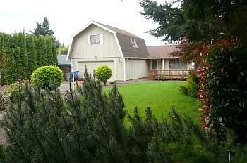 1st image of 1012 SE 104th Ave