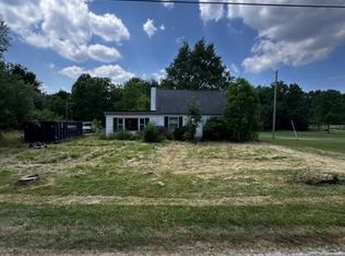 8274 Oberlin Rd, Elyria, OH 44035