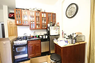 Rented by Dynamik Realty