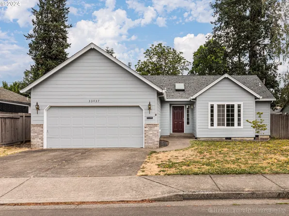 33437 SW Sequoia St, Scappoose, OR 97056