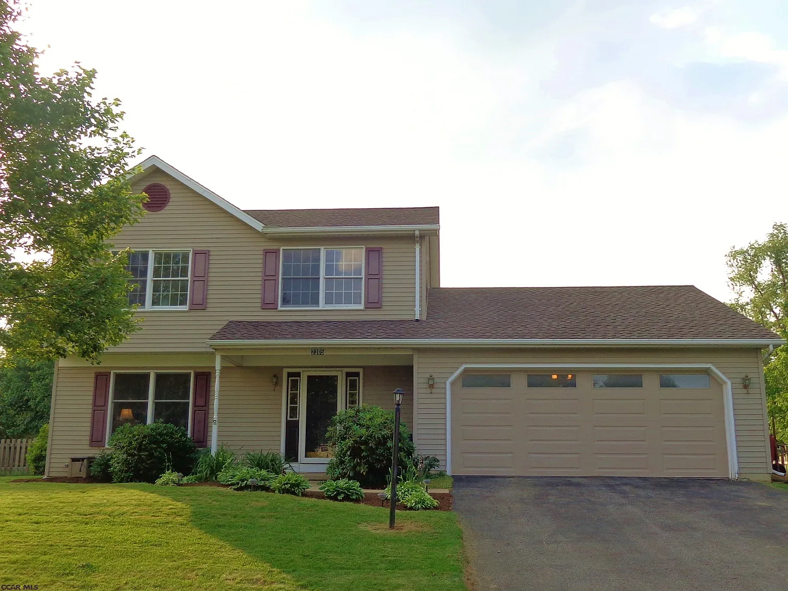 2305 Stafford Cir photo 1