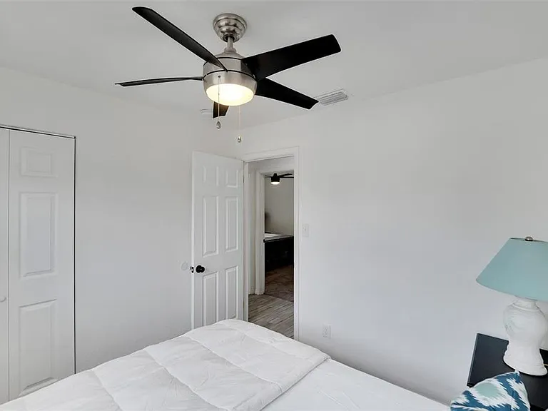 4731 W Montgomery Ave — Photo 28