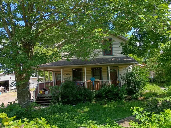 122 S 4th St, Black River Falls, WI 54615