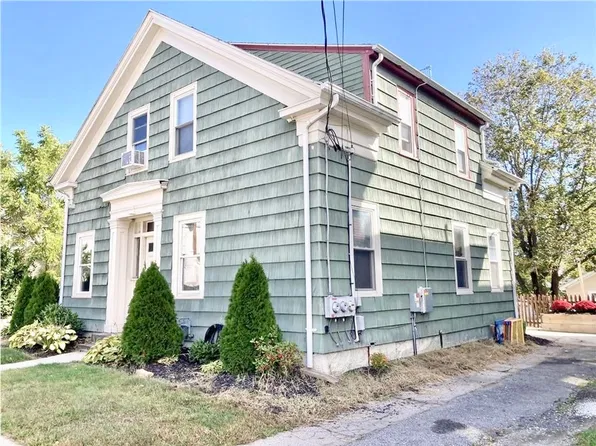437 North Main Street, 437 N Main St Floor 1, Woonsocket, RI 02895