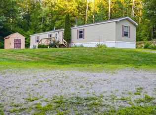 370 Hebron Road, Oxford, ME 04270