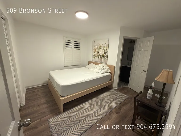 509 Bronson St — Photo 4