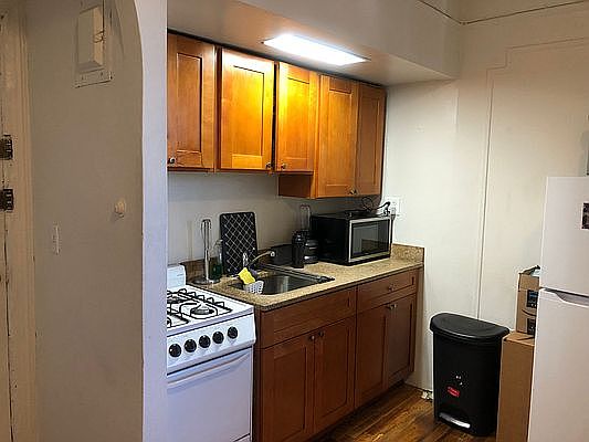 2nd image of 37-15 27th St #4D