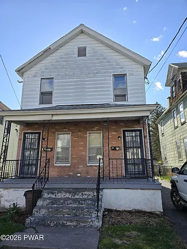 37 Green St Photo 1