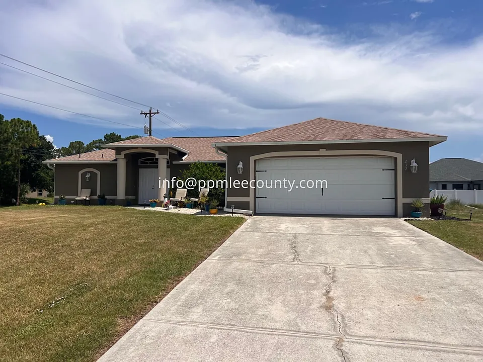 2329 NW 31st St