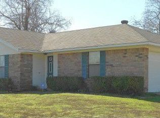 5700 Catherine Dr, Bossier City, LA 71112