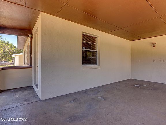 4th image of 342 Vesta Cir