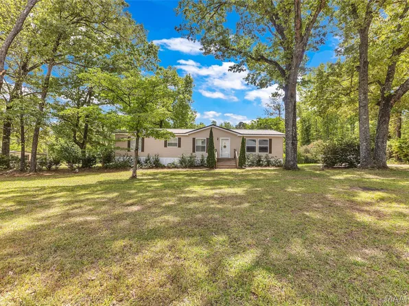 15 Valley Xing, Selma, AL 36701
