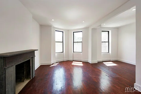 Rented by Miron Properties | media 49