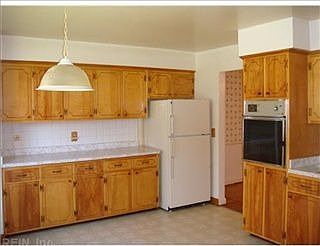 3rd image of 2309 Greenwell Ct
