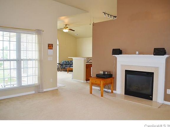 2nd image of 10445 Planters View Dr