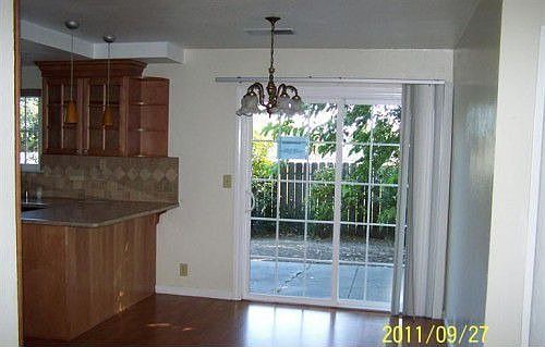 3rd image of 243 Larkspur Ln