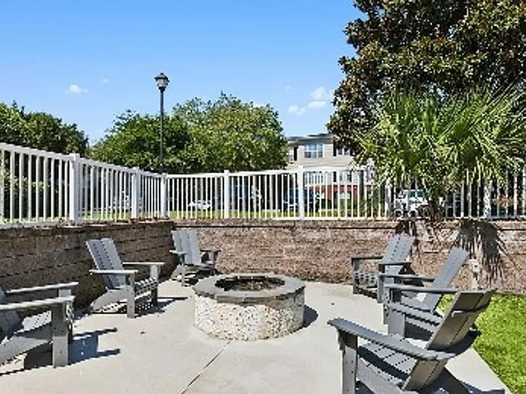 2820 Bloomfield Ln #107 — Photo 26