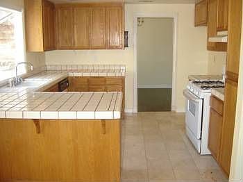 4th image of 4807 Sterling Hill Dr