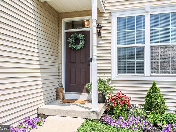 4th image of 2234 Live Oak Ln #2234