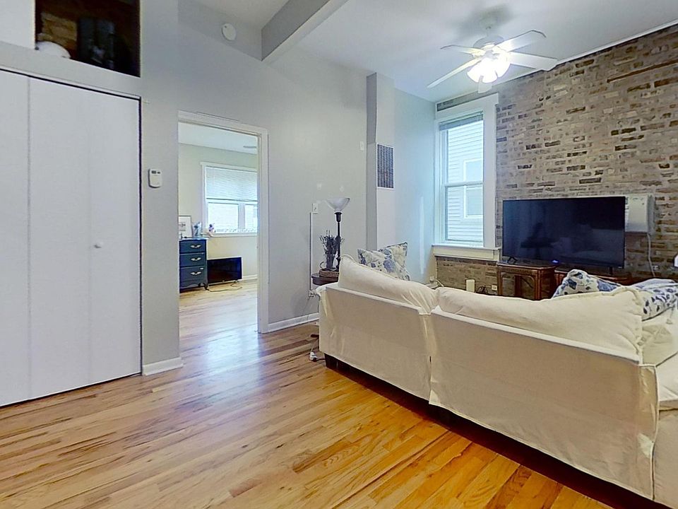 1st image of 737 W Briar Pl #739-2R
