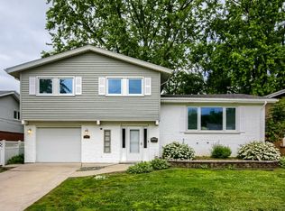 10112 S Kostner Ave, Oak Lawn, IL 60453