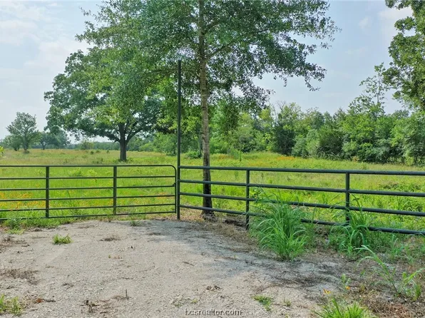 Bridges Rd, Normangee, TX 77871