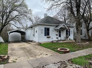 323 Plum St, Collinsville, IL 62234