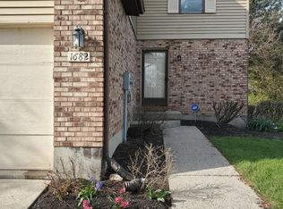 1682 Becker Dr, Fairfield, OH 45014