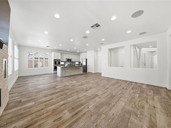 5th image of 11784 Golden Moments Ave