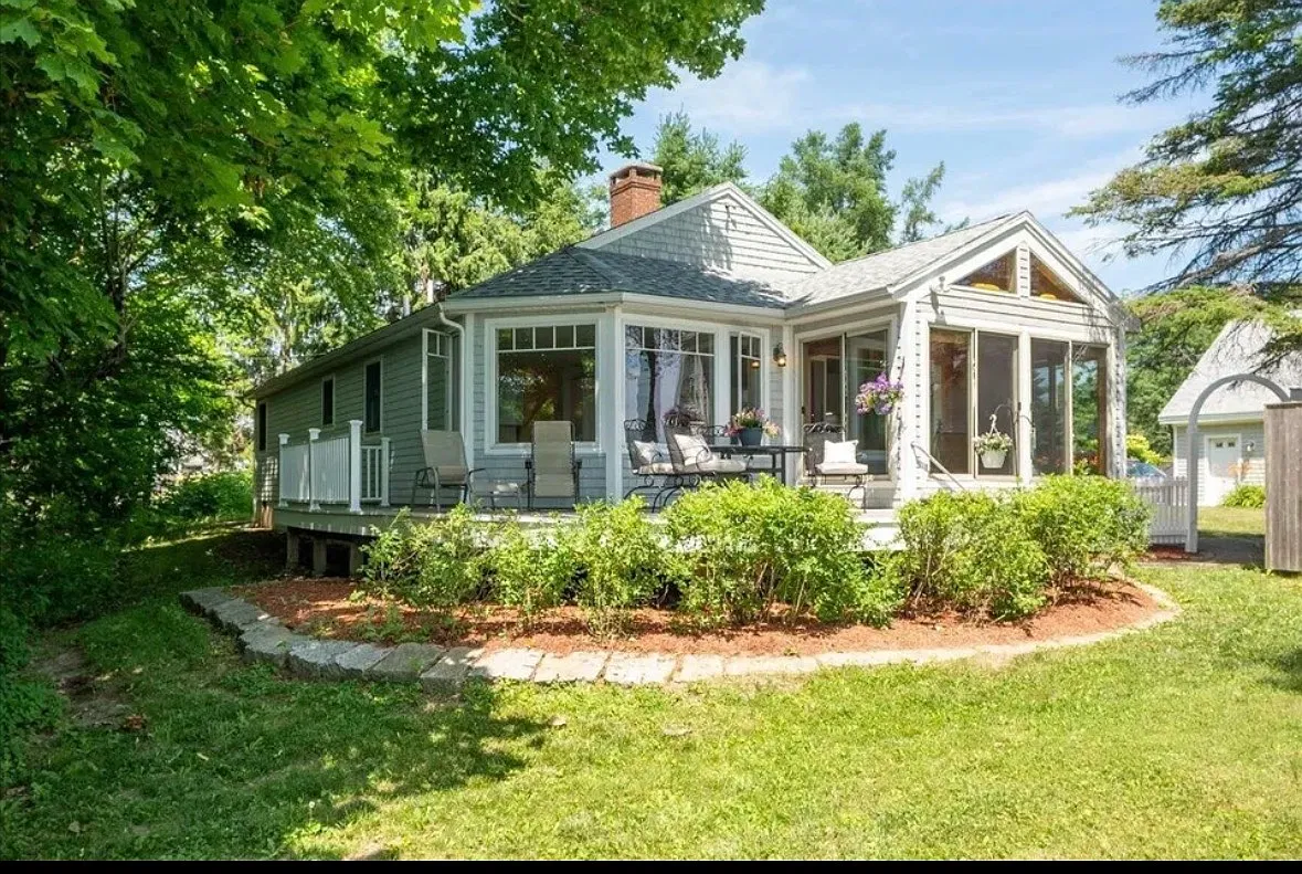 Harbor Ln, Rockland — Photo 1