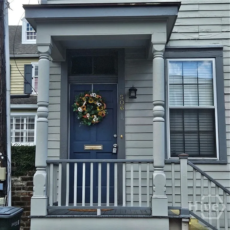 2 bed, 1.0 bath, 798 sqft, $1,950 — Photo 1