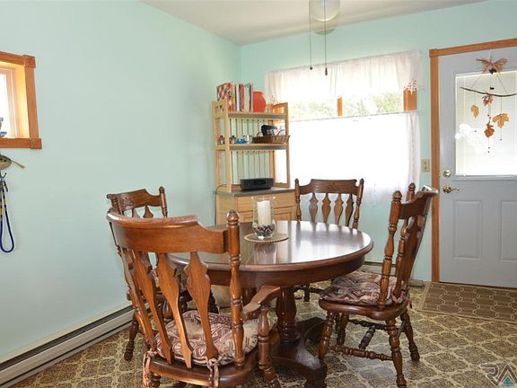 4th image of 2582 Chilson Point Dr