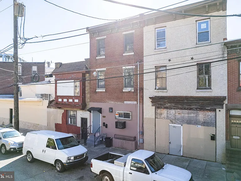 184 E Huntingdon St #3 — Photo 11