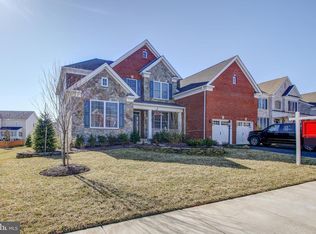 5847 Waterloo Bridge Cir, Haymarket, VA 20169
