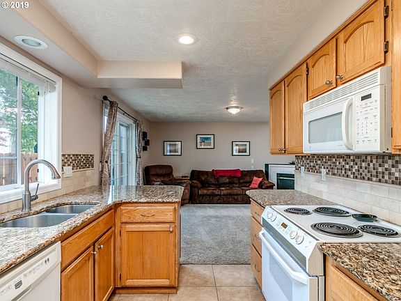 5th image of 7319 SE Harnish St