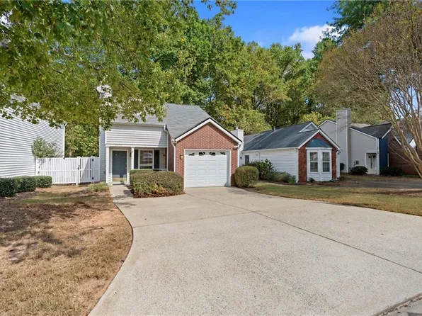 1277 Parkside Club Dr, Lawrenceville, GA 30044