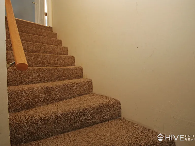 1041 Oak View Ct — Photo 19