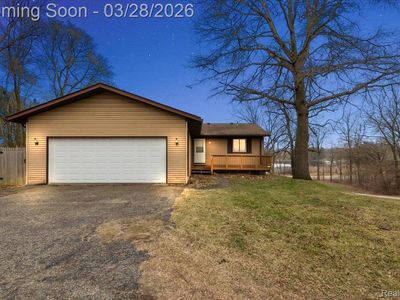 6210 Tripp Rd, Holly, MI, 48442
