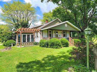 2169 County Highway 13, Xenia, IL 62899