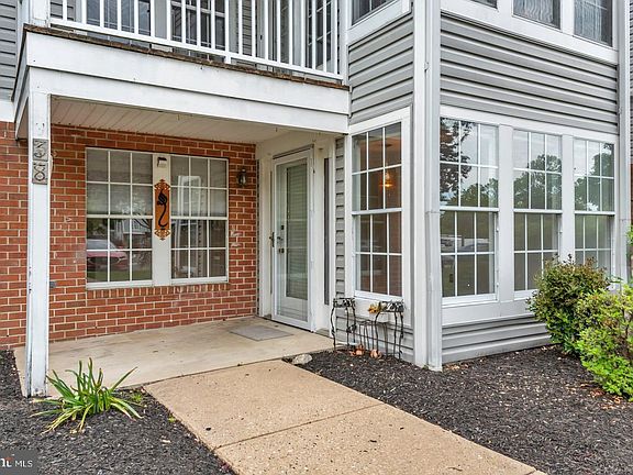 2nd image of 38 Laurel Path Ct #2