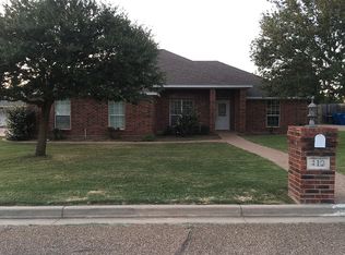 412 Oxford Hill Rd, Hewitt, TX 76643