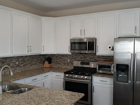 3rd image of 21749 Ladyslipper Sq
