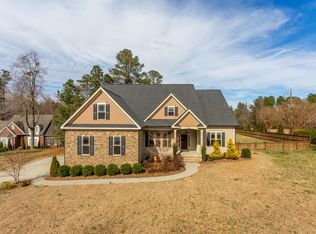 5000 Hanna Ln, Fuquay Varina, NC 27526