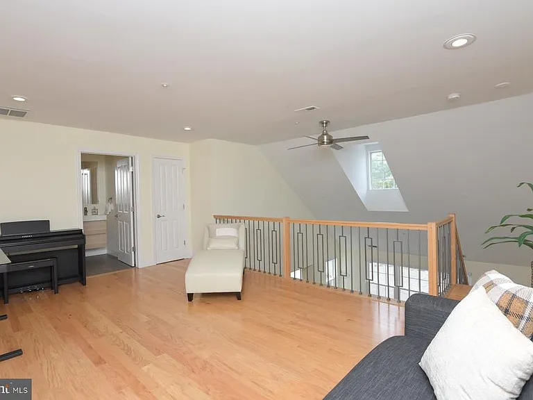 526 Brickhouse Rd — Photo 24