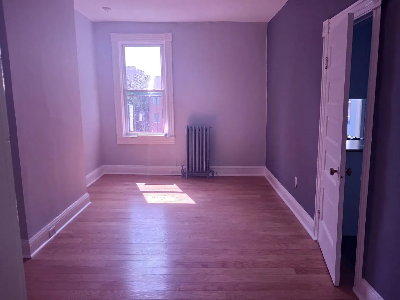 1 bed, 865 sqft, $1,400 — Photo 2